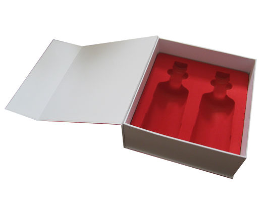 l'emballage rigide du carton 250gsm enferme dans une boîte e cannelure de cadeau de CCNB FBB